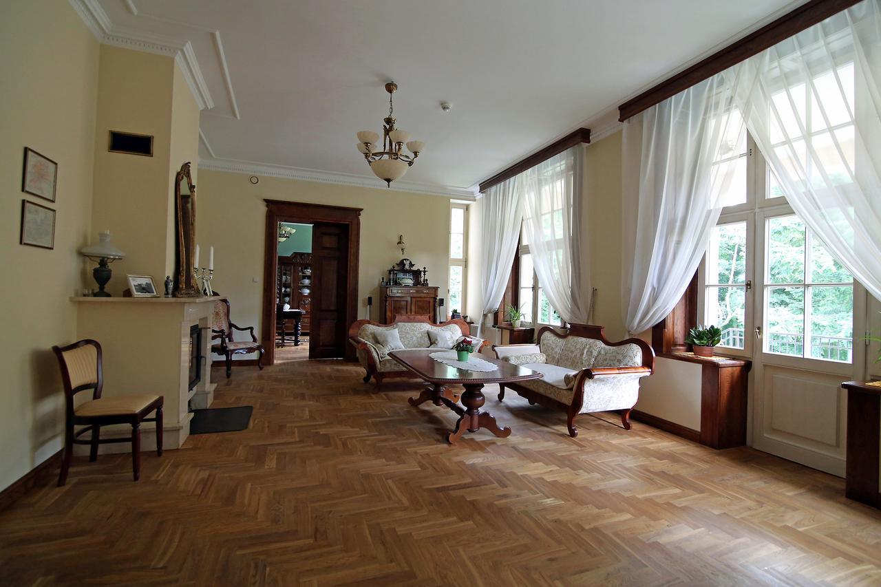 Bed and Breakfast Dwór Bieland Elbing Exterior foto