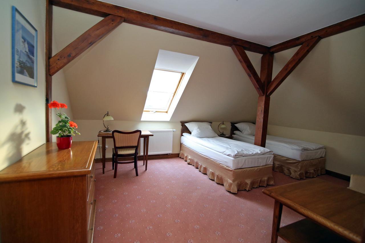 Bed and Breakfast Dwór Bieland Elbing Exterior foto