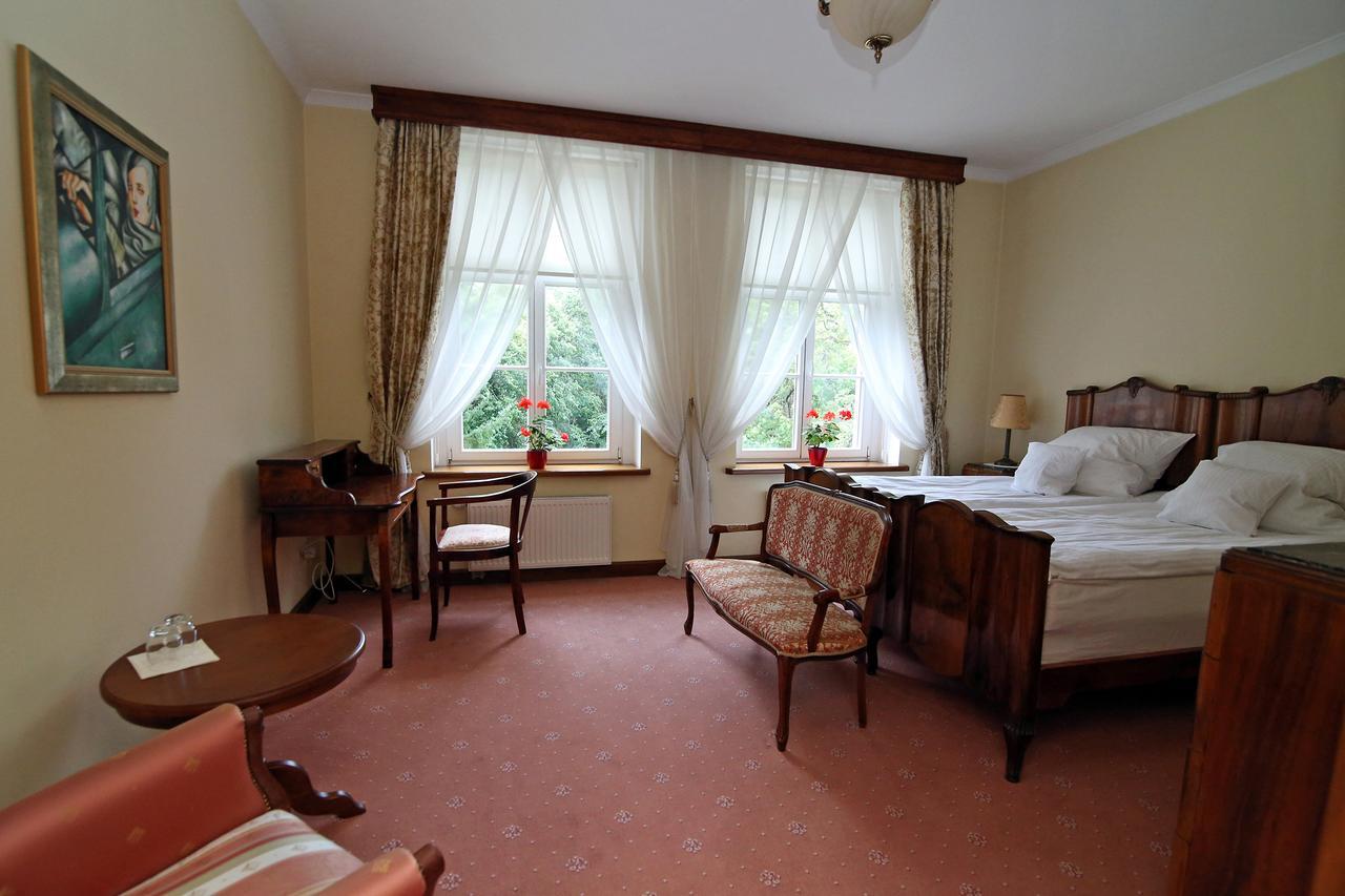 Bed and Breakfast Dwór Bieland Elbing Exterior foto